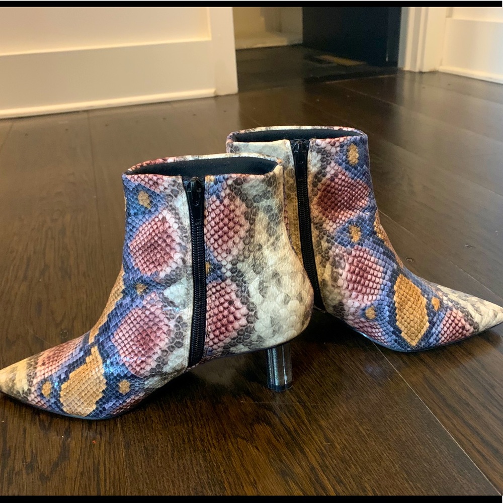 Asos Snake print kitten heel booties sz 6.5